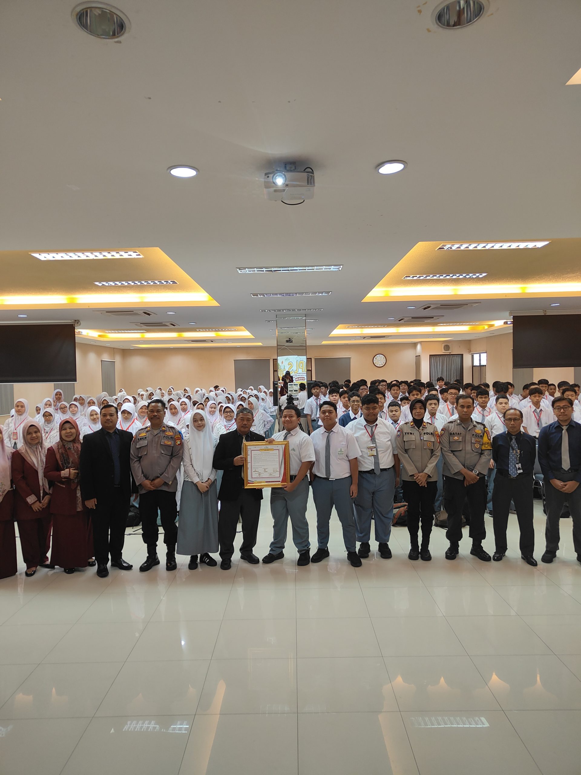 SMA%20Islam%20Al Azhar%20BSD